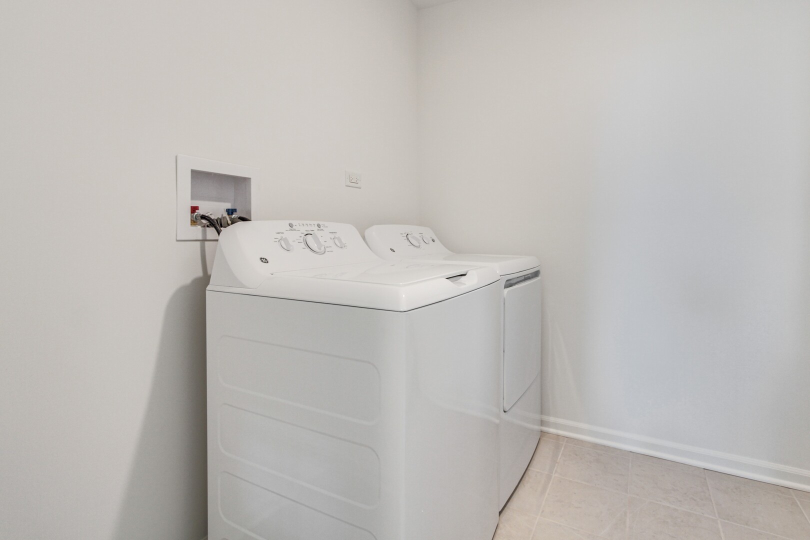 1886 Fulton Street Woodridge, IL 60517 - Photo 31 of 31