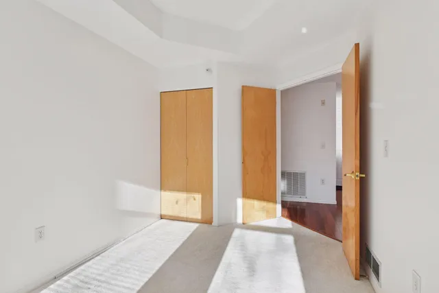 $309,900 | 580 North 2nd Street, Unit 300, Minneapolis, MN 55401