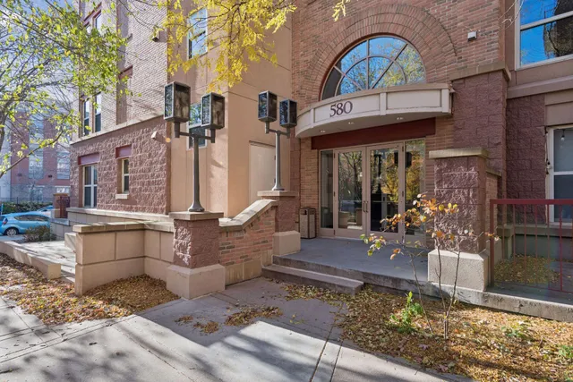 $309,900 | 580 North 2nd Street, Unit 300, Minneapolis, MN 55401