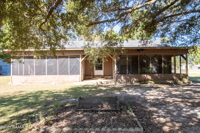 $95,000 | 586 Jacks Road, Hessmer, LA 71341