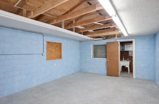 1571 Riverland Road Fort Lauderdale, FL 33312 - Photo 20 of 25 a view of an empty room