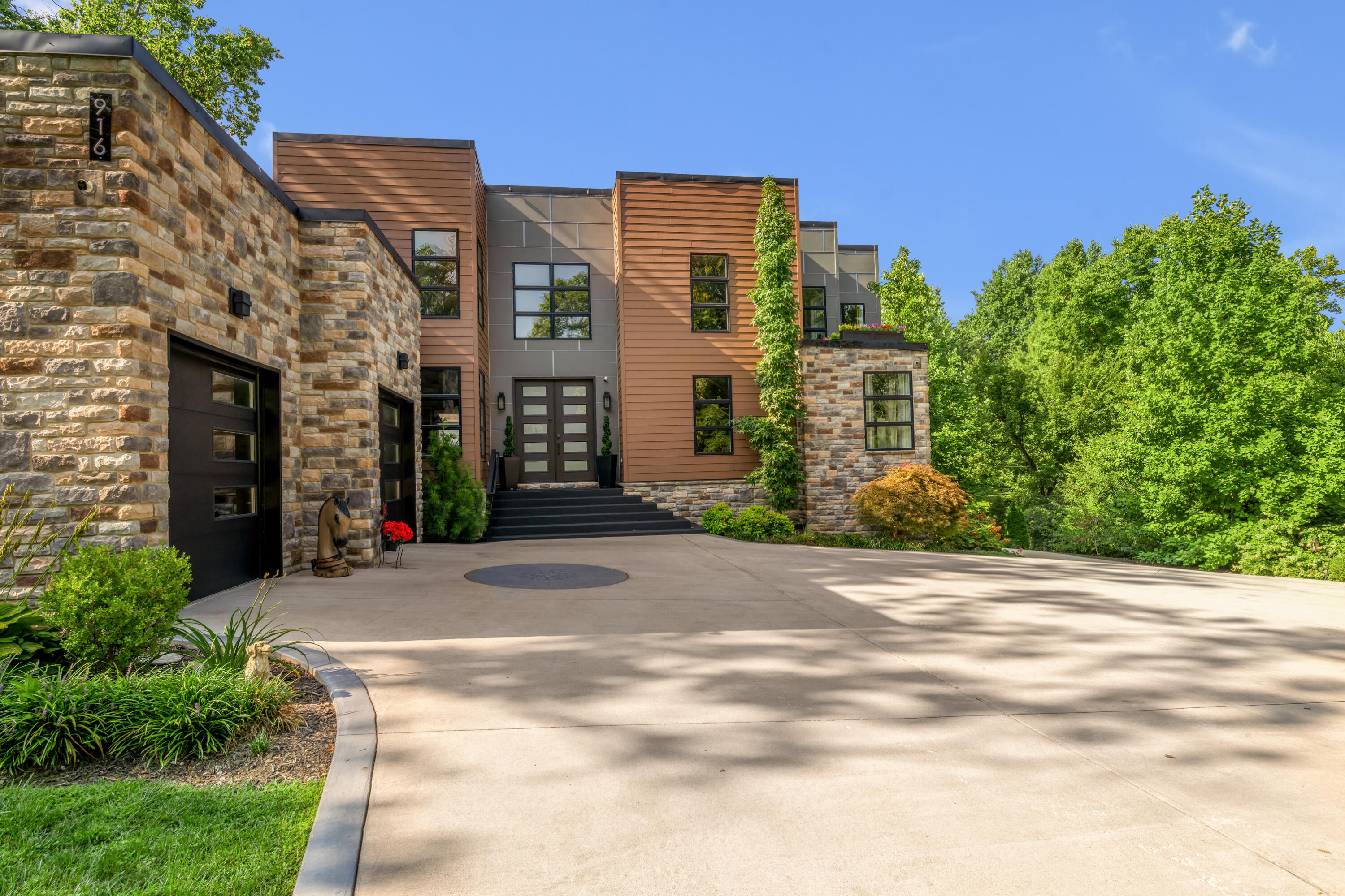 916 Bravington Way Lexington, KY 40503 - Photo 70 of 132 TDB_5409