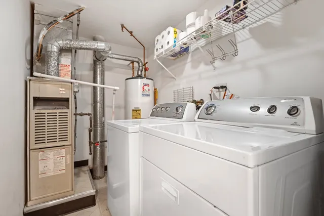 $210,000 | 10531 South Roberts Road, Unit 2D, Palos Hills, IL 60465