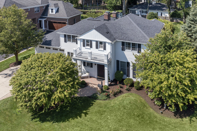 2224 Crabtree Lane Northbrook, IL 60062 - Photo 34 of 34 a aerial view of a house with a garden and plants