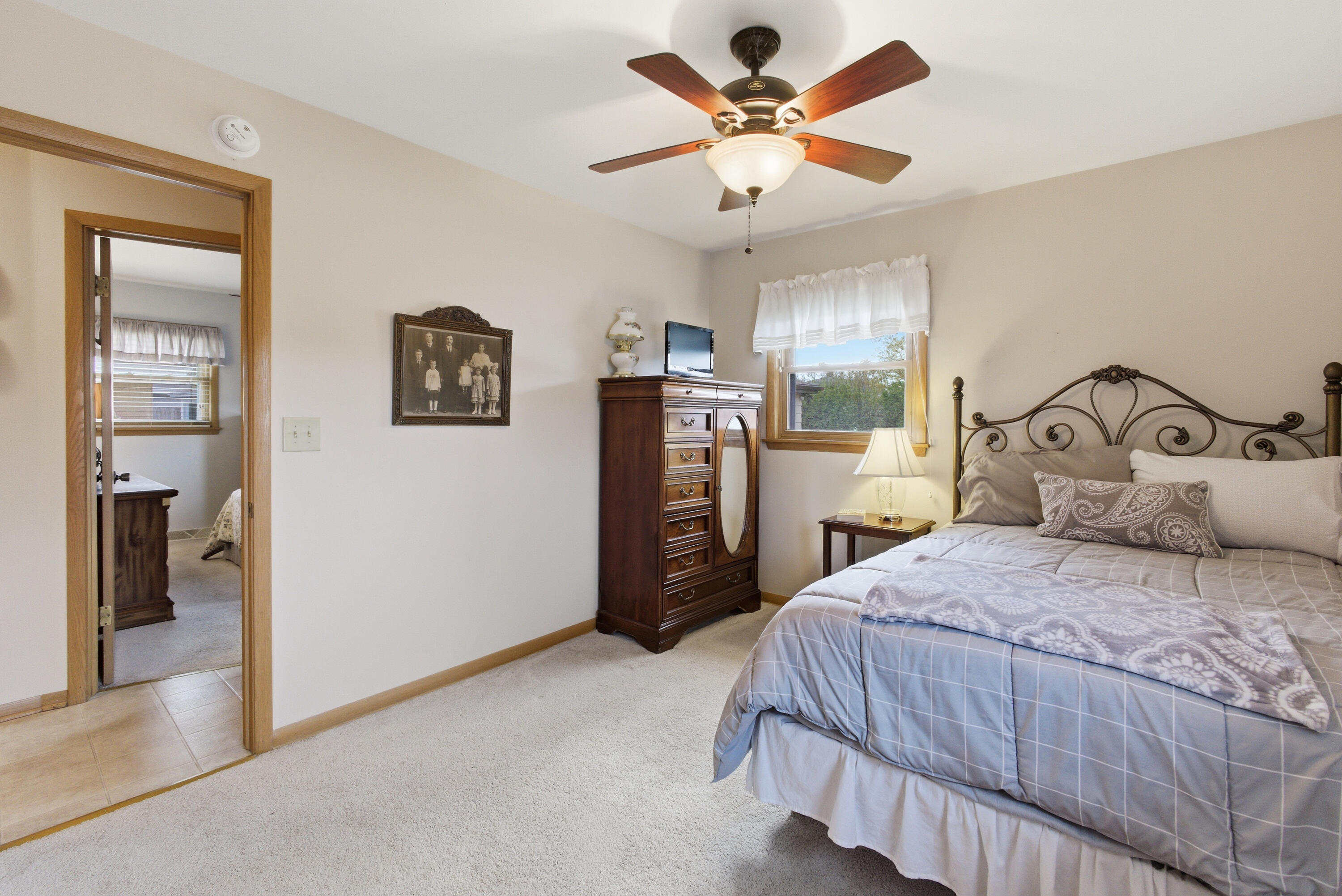 4961 South 24th Street Milwaukee, WI 53221 - Photo 19 of 31 BR 2