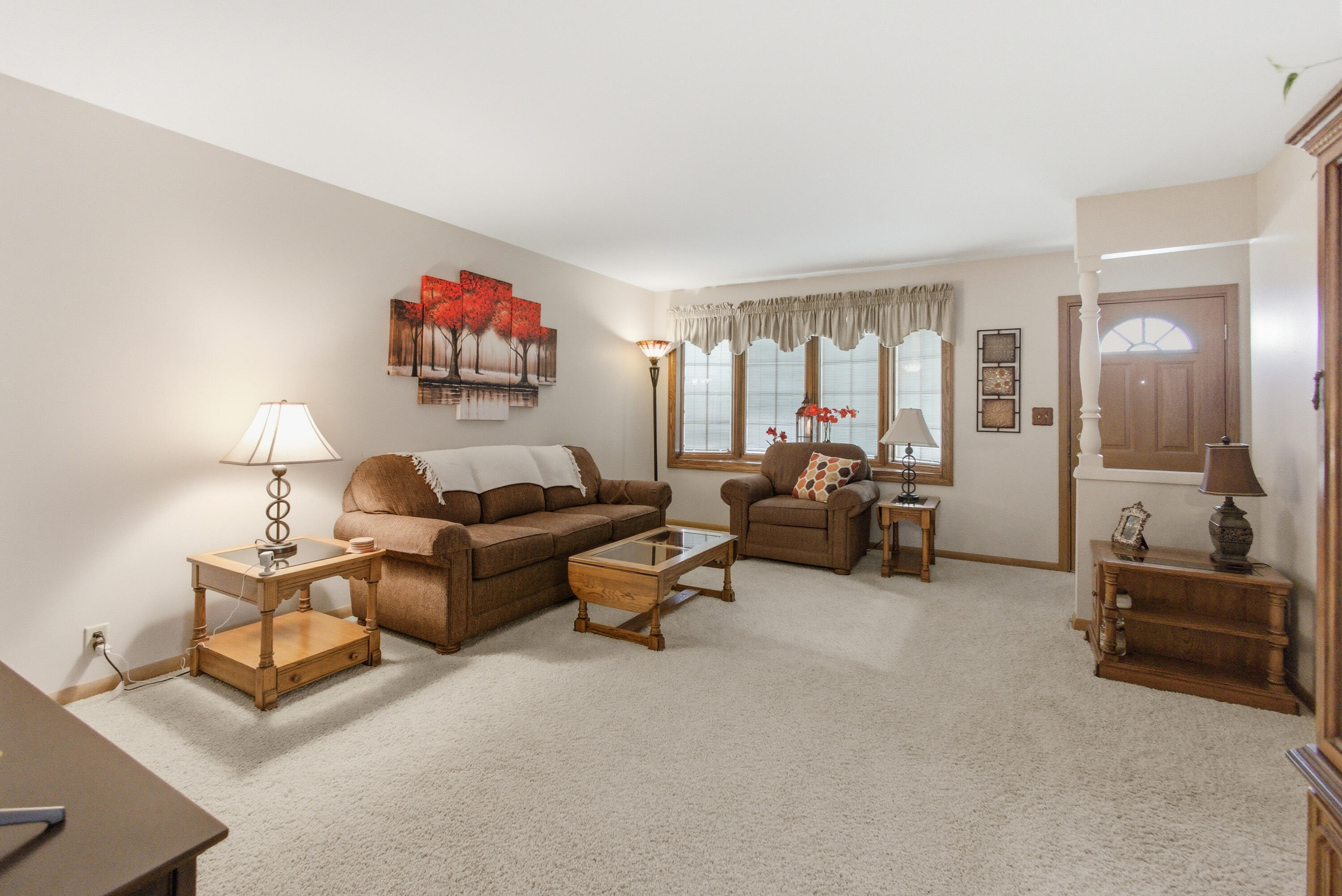 4961 South 24th Street Milwaukee, WI 53221 - Photo 6 of 31 LR