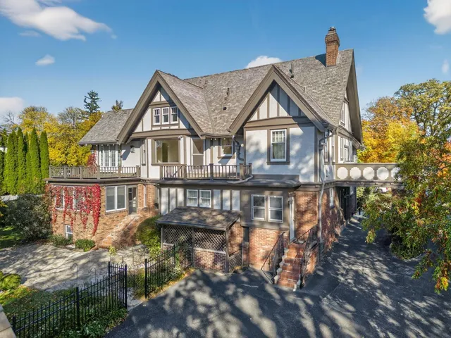 $1,669,999 | 724 4th Street Southwest, Rochester, MN 55902