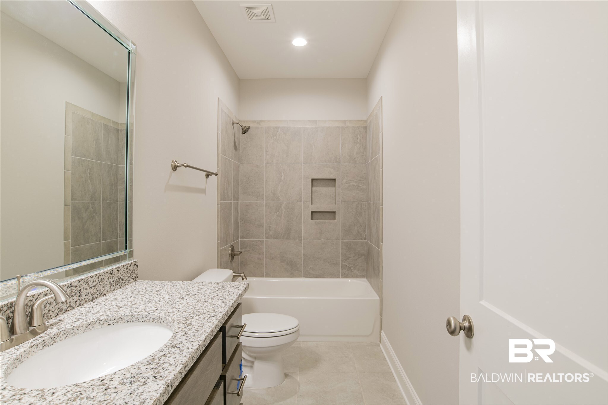 12724 Squirrel Drive Daphne, AL 36527 - Photo 16 of 23