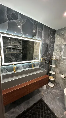 $1,199,999 | 3261 Oleander Way, Lauderdale-by-the-Sea, FL 33062