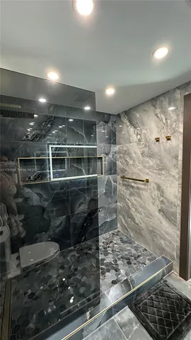 $1,199,999 | 3261 Oleander Way, Lauderdale-by-the-Sea, FL 33062