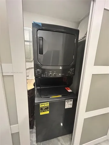 $1,199,999 | 3261 Oleander Way, Lauderdale-by-the-Sea, FL 33062