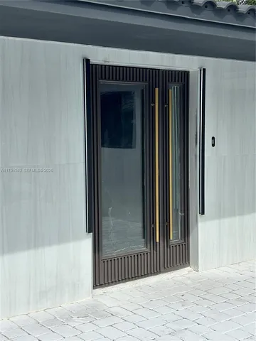 $1,199,999 | 3261 Oleander Way, Lauderdale-by-the-Sea, FL 33062