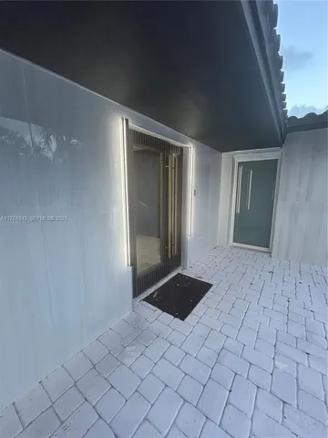 $1,199,999 | 3261 Oleander Way, Lauderdale-by-the-Sea, FL 33062