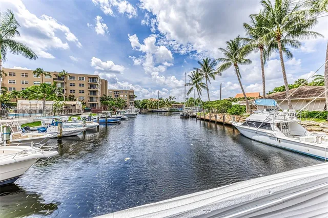 $1,199,999 | 3261 Oleander Way, Lauderdale-by-the-Sea, FL 33062