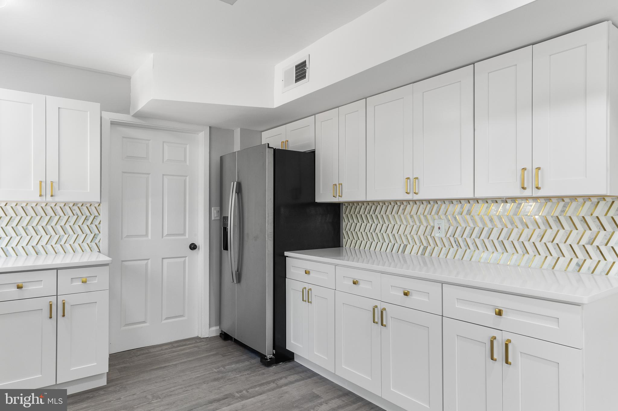 147 Somerset Drive Willingboro, NJ 08046 - Photo 12 of 34