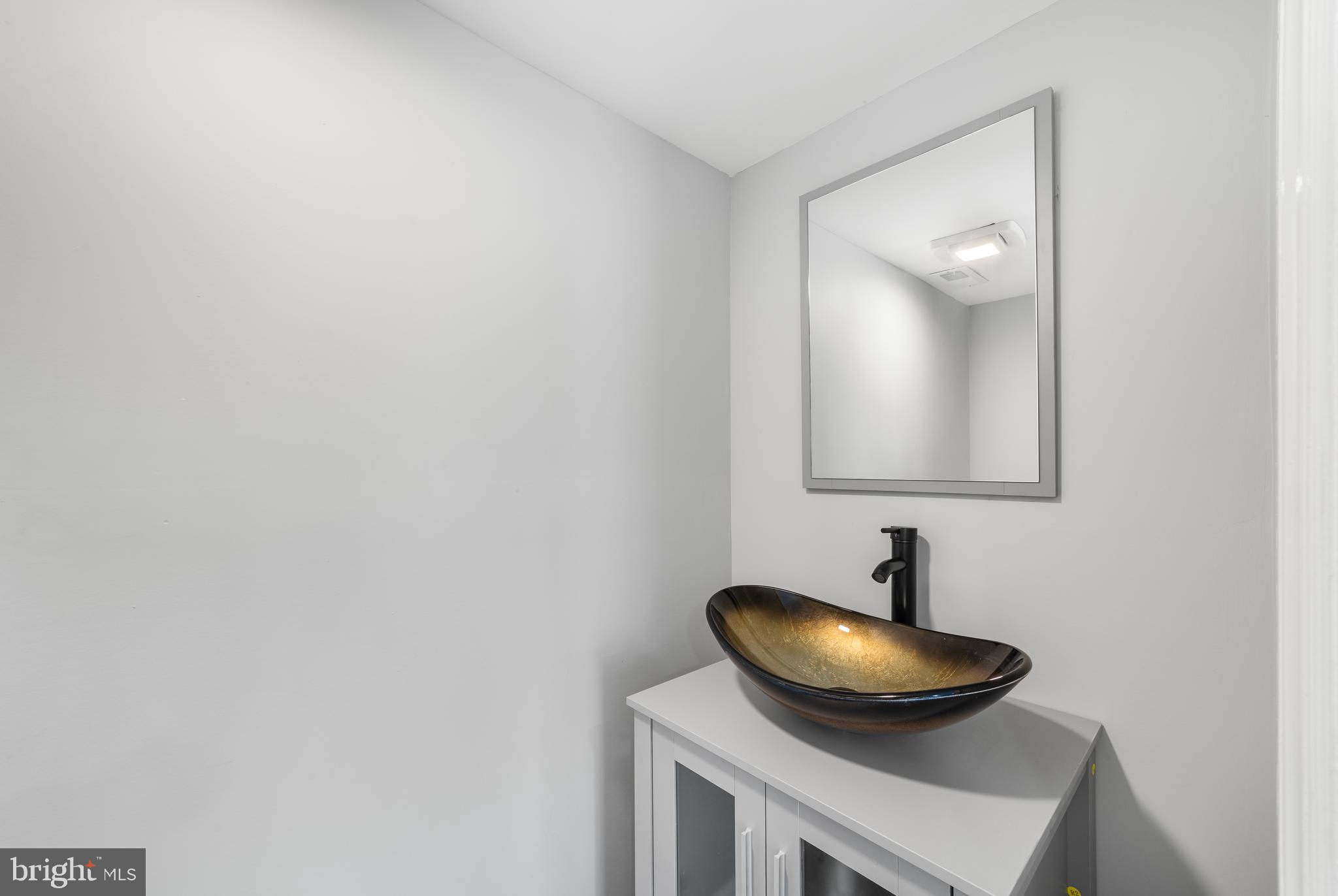 147 Somerset Drive Willingboro, NJ 08046 - Photo 17 of 34