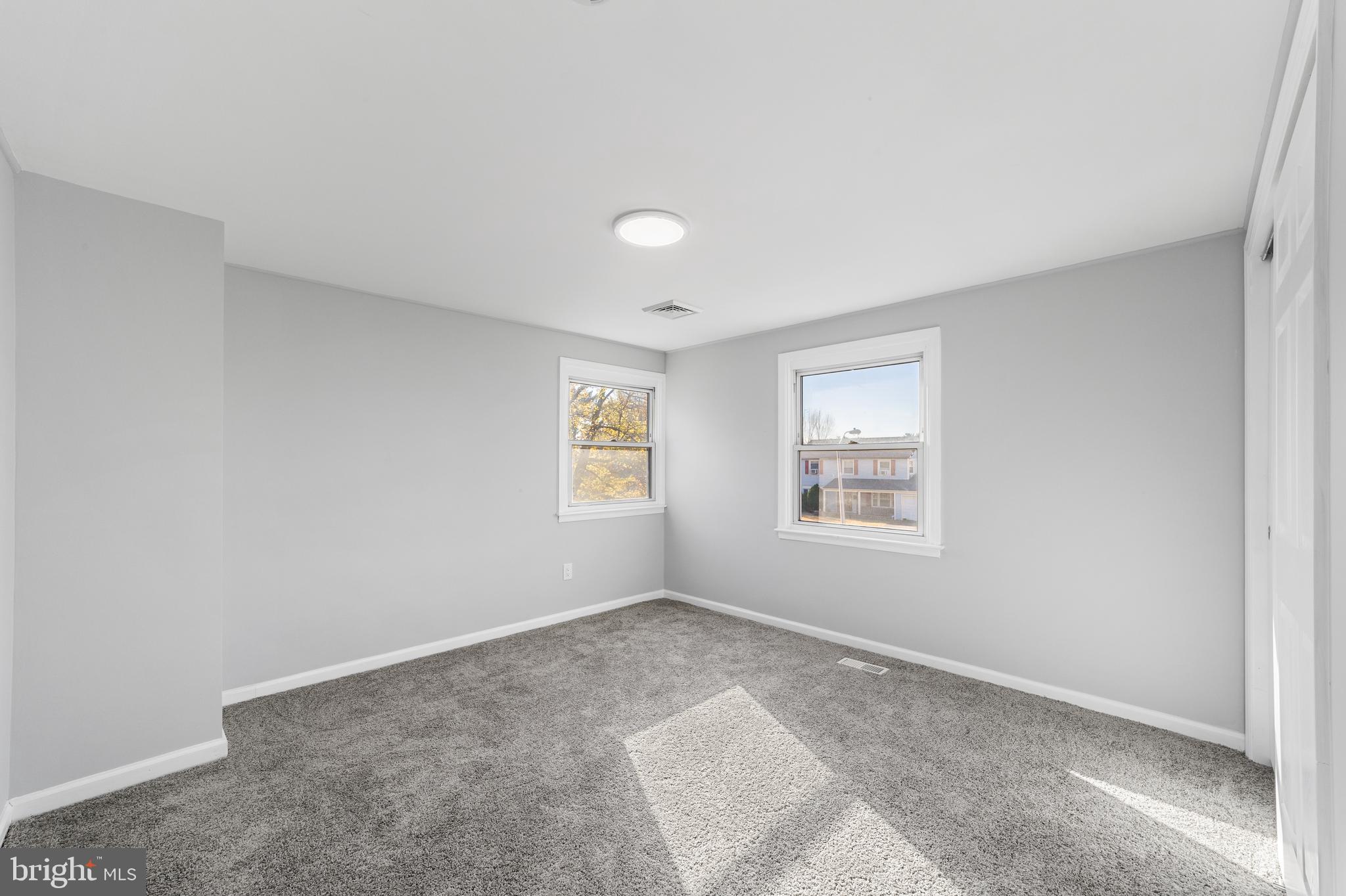 147 Somerset Drive Willingboro, NJ 08046 - Photo 21 of 34