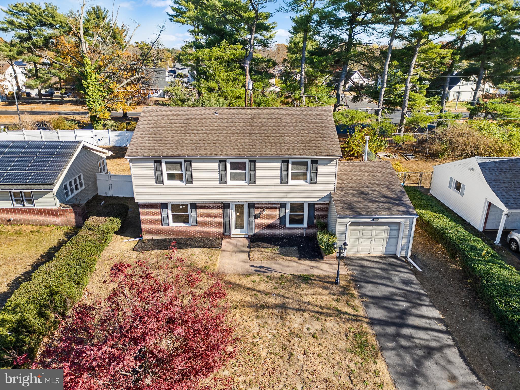 147 Somerset Drive Willingboro, NJ 08046 - Photo 4 of 34