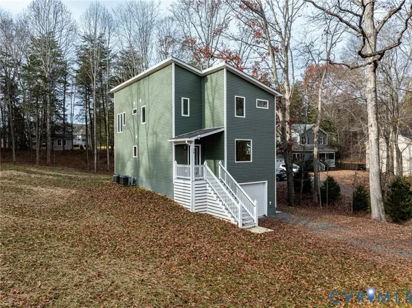 $439,900 | 34 Turkeysag Trail, Palmyra, VA 22963