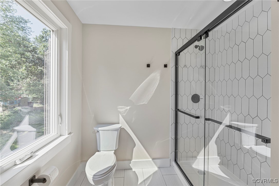 34 Turkeysag Trail Palmyra, VA 22963 - Photo 22 of 44 Full bathroom with healthy amount of natural light