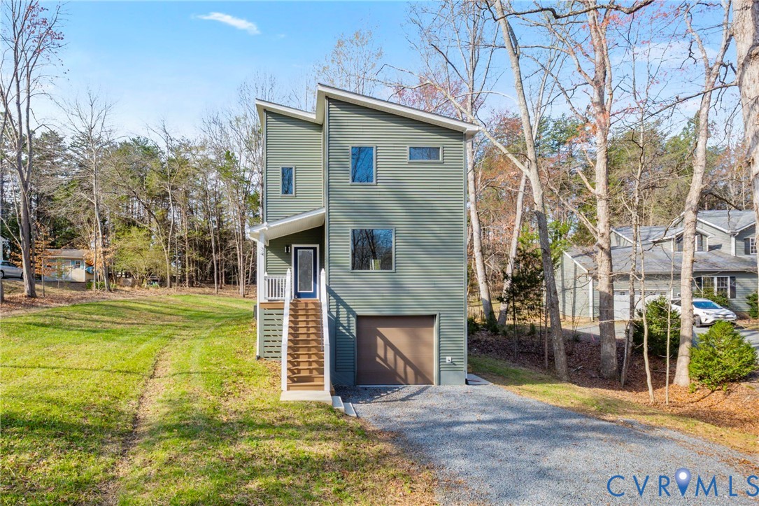 34 Turkeysag Trail Palmyra, VA 22963 - Photo 40 of 44 a view of a house with a yard