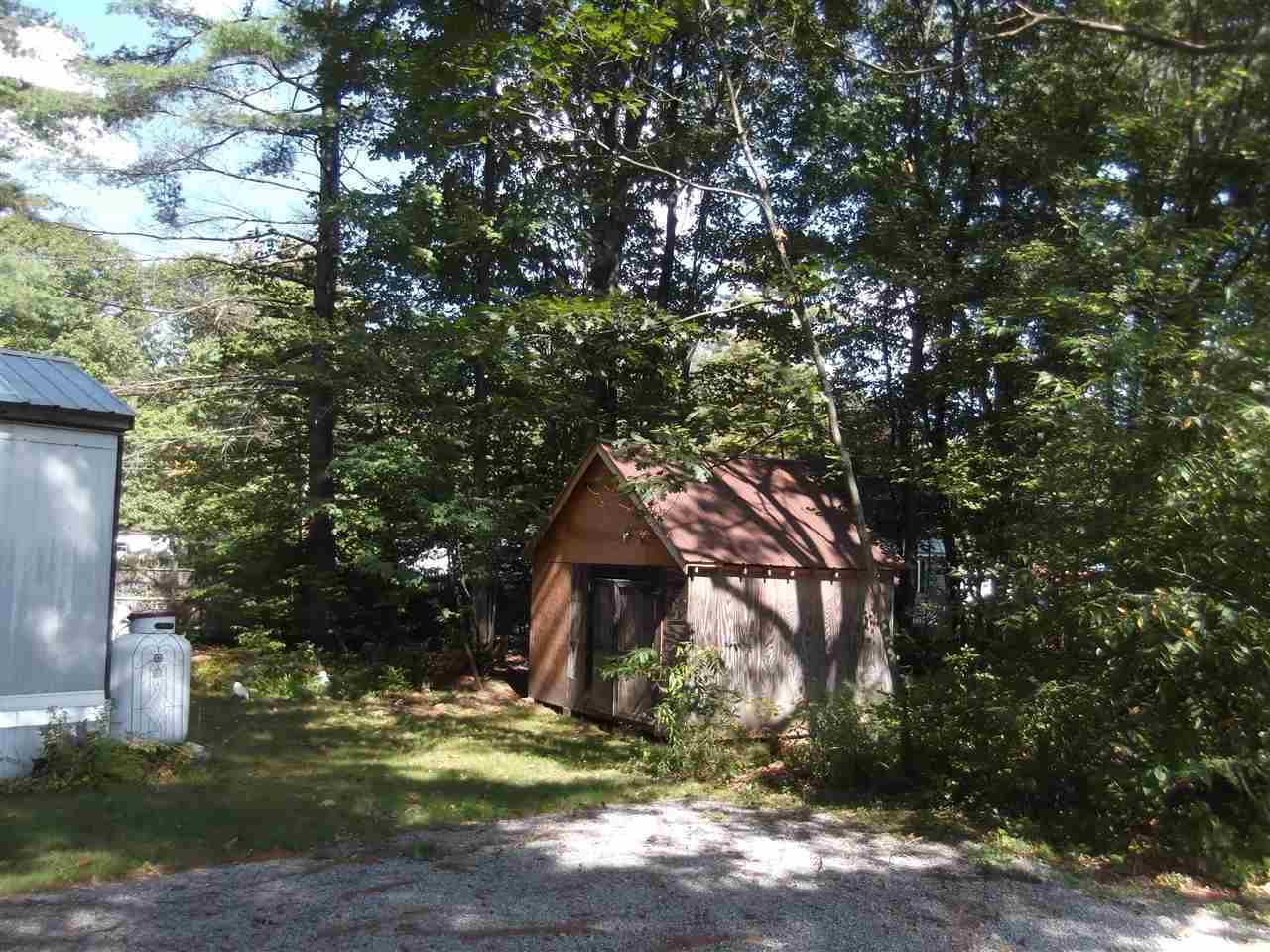 11 Hubbard Road Deering, NH 03244 - Photo 2 of 7