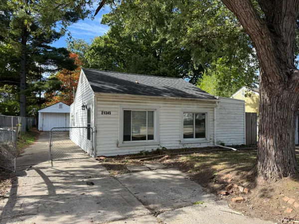 $165,000 | 21345 Inkster Road, Farmington, MI 48336