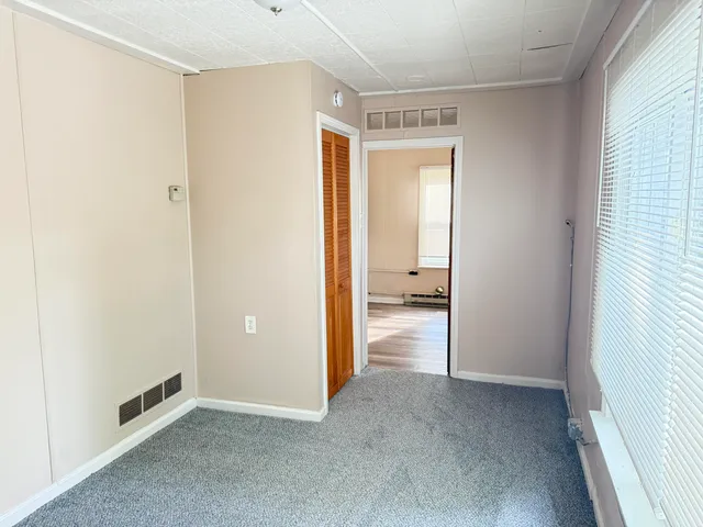 $165,000 | 21345 Inkster Road, Farmington, MI 48336