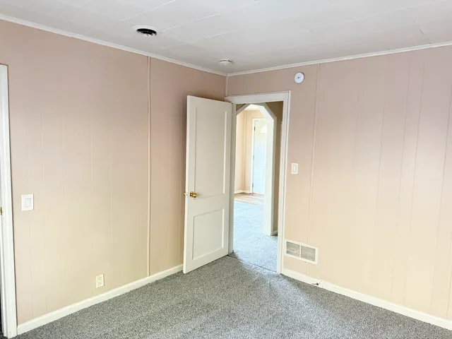 $165,000 | 21345 Inkster Road, Farmington, MI 48336