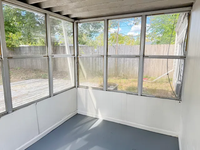 $165,000 | 21345 Inkster Road, Farmington, MI 48336