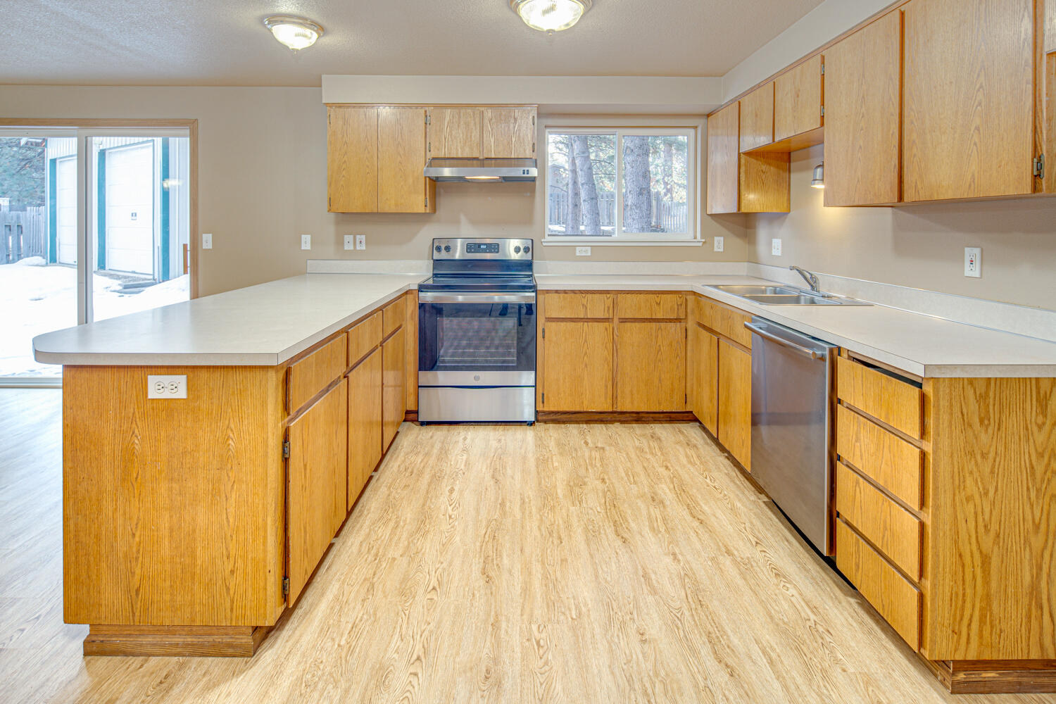 19291 Indian Summer Road Bend, OR 97702 - Photo 18 of 41 19291-103