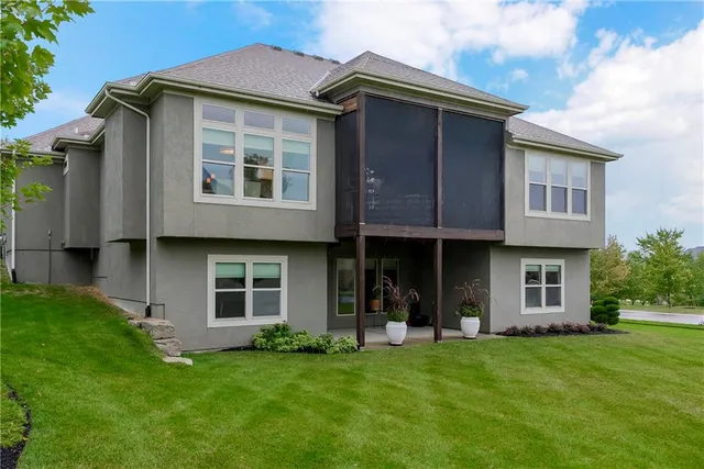 $794,000 | 12001 West 164th Street, Overland Park, KS 66221