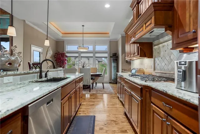 $794,000 | 12001 West 164th Street, Overland Park, KS 66221