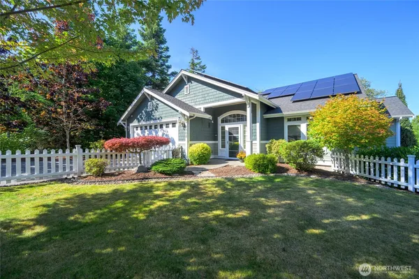 $1,050,000 | 2308 18th Street, Anacortes, WA 98221