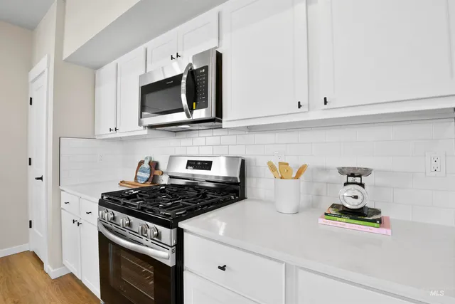 $320,000 | 520 North Lucy Lane, Nampa, ID 83687