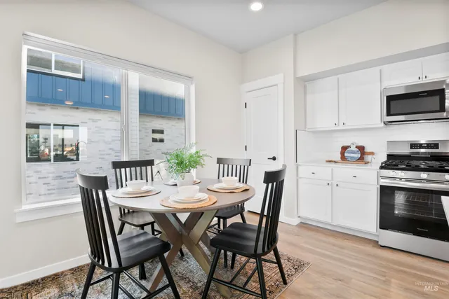 $320,000 | 520 North Lucy Lane, Nampa, ID 83687