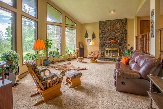 38811 North Valley Road Elk, WA 99009 - Photo 5 of 20