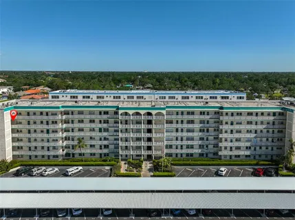 $320,000 | 2960 59th Street South, Unit 615, Gulfport, FL 33707