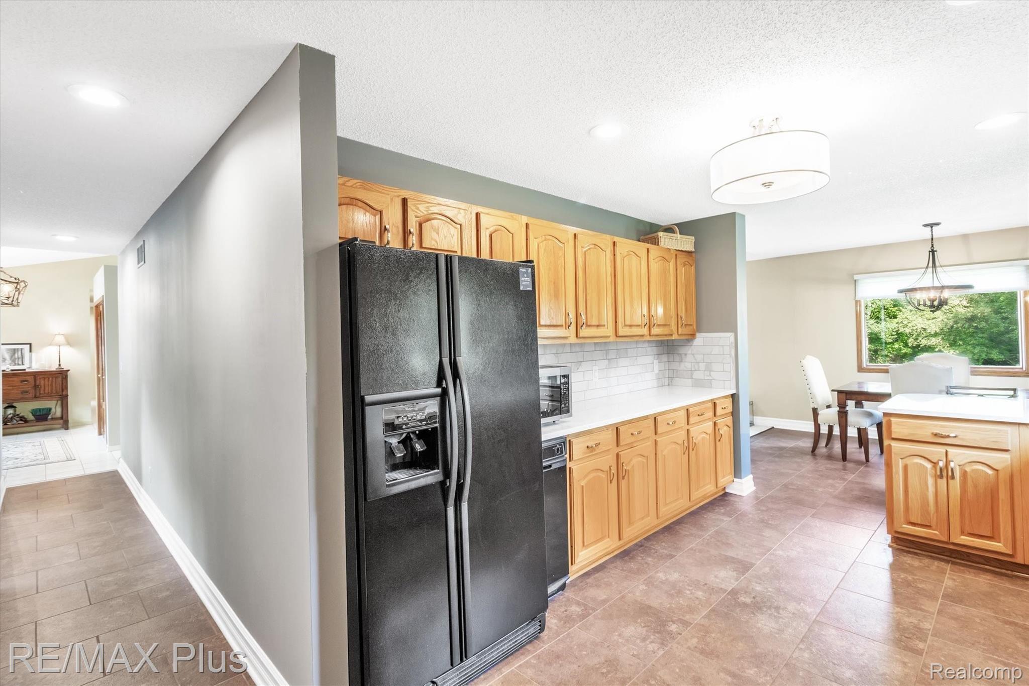 2005 South Elba Road Lapeer, MI 48446 - Photo 13 of 79 15-2005-S-Elba-Rd-13.jpg