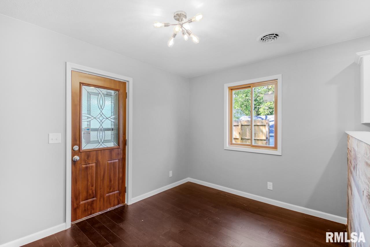 103 Algonquin Road Marquette Heights, IL 61554 - Photo 35 of 36 Gallery Image 35