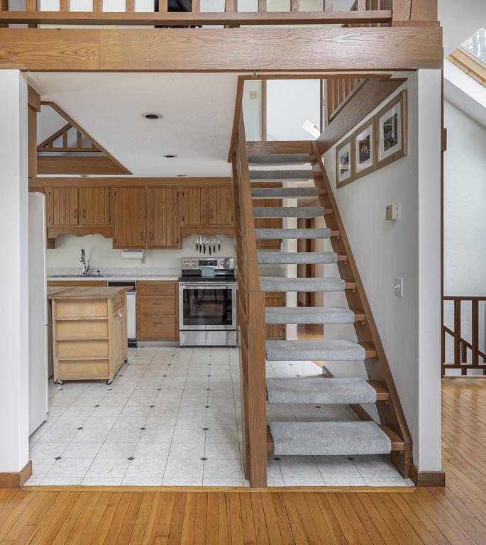 167 Armsby Road Sutton, MA 01590 - Photo 16 of 40