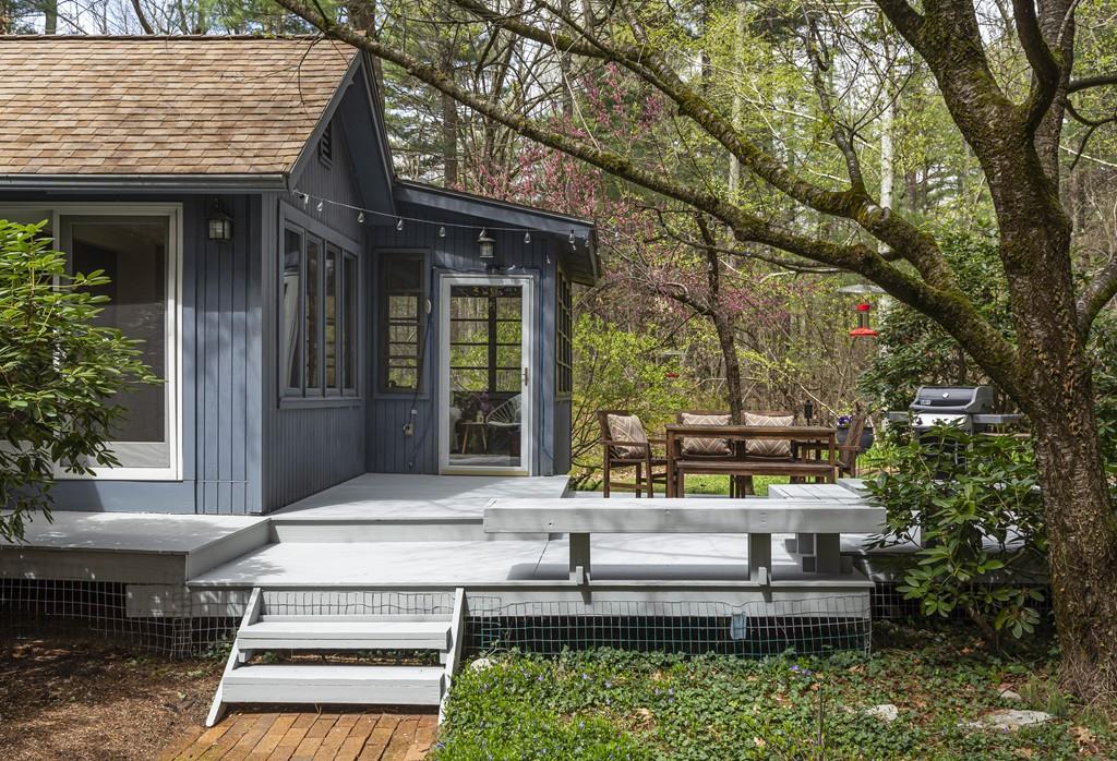 167 Armsby Road Sutton, MA 01590 - Photo 4 of 40