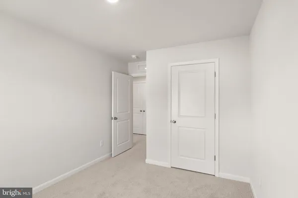 $369,900 | 138 Willett Holw Street, Stephens City, VA 22655
