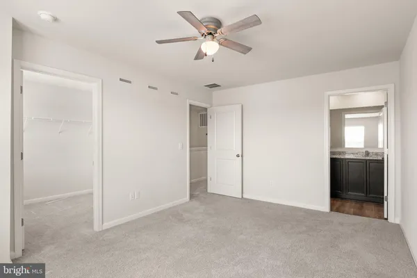 $369,900 | 138 Willett Holw Street, Stephens City, VA 22655