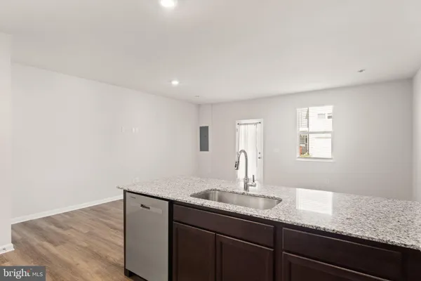 $369,900 | 138 Willett Holw Street, Stephens City, VA 22655
