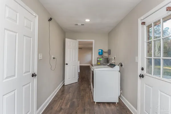 $2,000 | 8238 Li Fair Drive, Pensacola, FL 32506