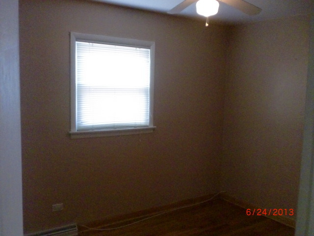 7721 South State Road Burbank, IL 60459 - Photo 7 of 10