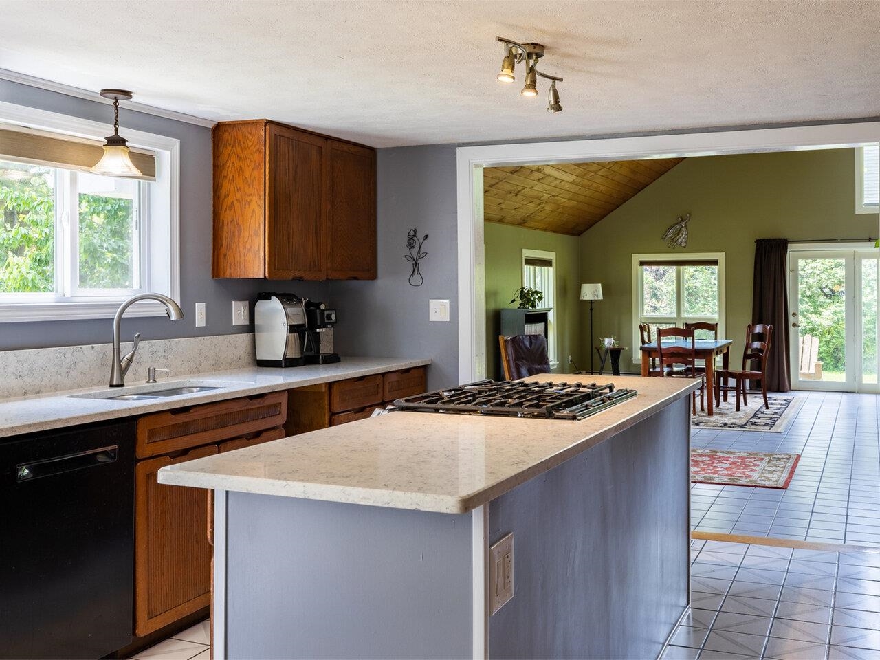131 Patchen Road South Burlington, VT 05403 - Photo 15 of 29 Gallery Image 15