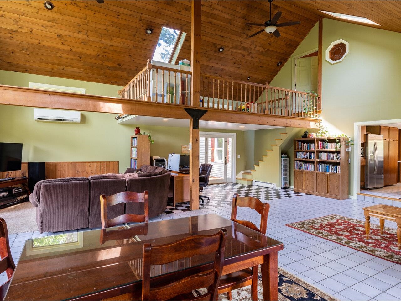 131 Patchen Road South Burlington, VT 05403 - Photo 8 of 29 Gallery Image 8