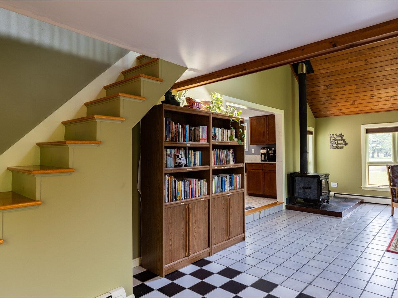 131 Patchen Road South Burlington, VT 05403 - Photo 10 of 29 Gallery Image 10